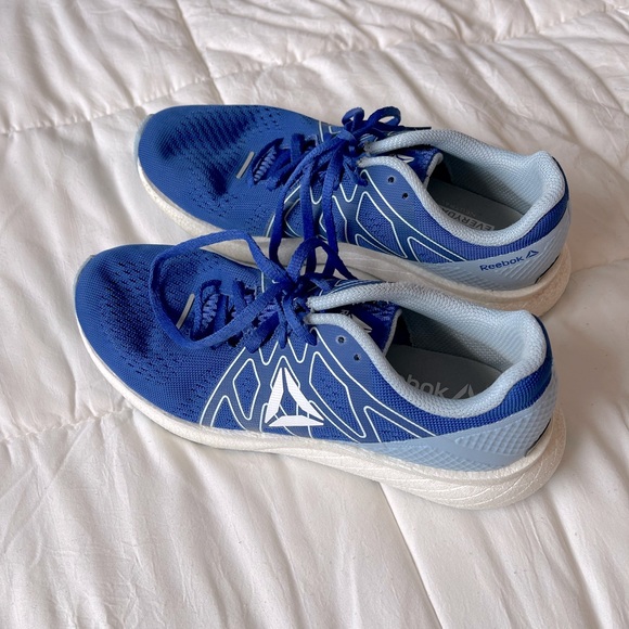 Reebok Runners for Sale - Picture 2 of 14